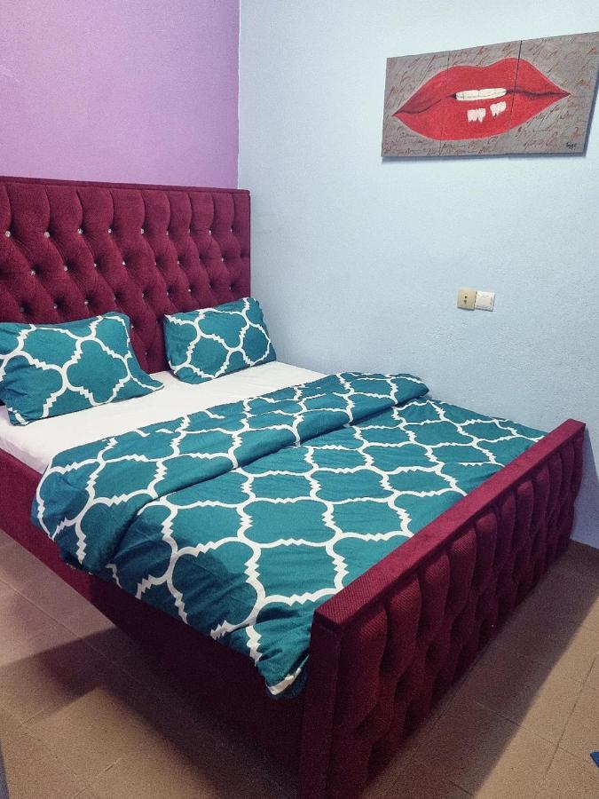 Residence Sighaka - Gold Apartment - Wifi, Gardien, Parking Douala Esterno foto
